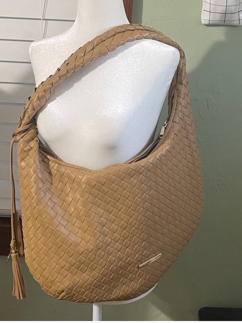 Poppy & Peonies Beige Woven Hobo Bag
